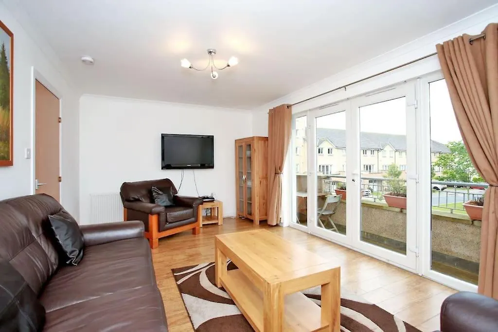 Fabulous Townhouse Near Beach, City And Sports アバディーン アパート